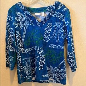Chico’s Weekends Hawaiian-themed top size 0 (Small) Very Good Condition